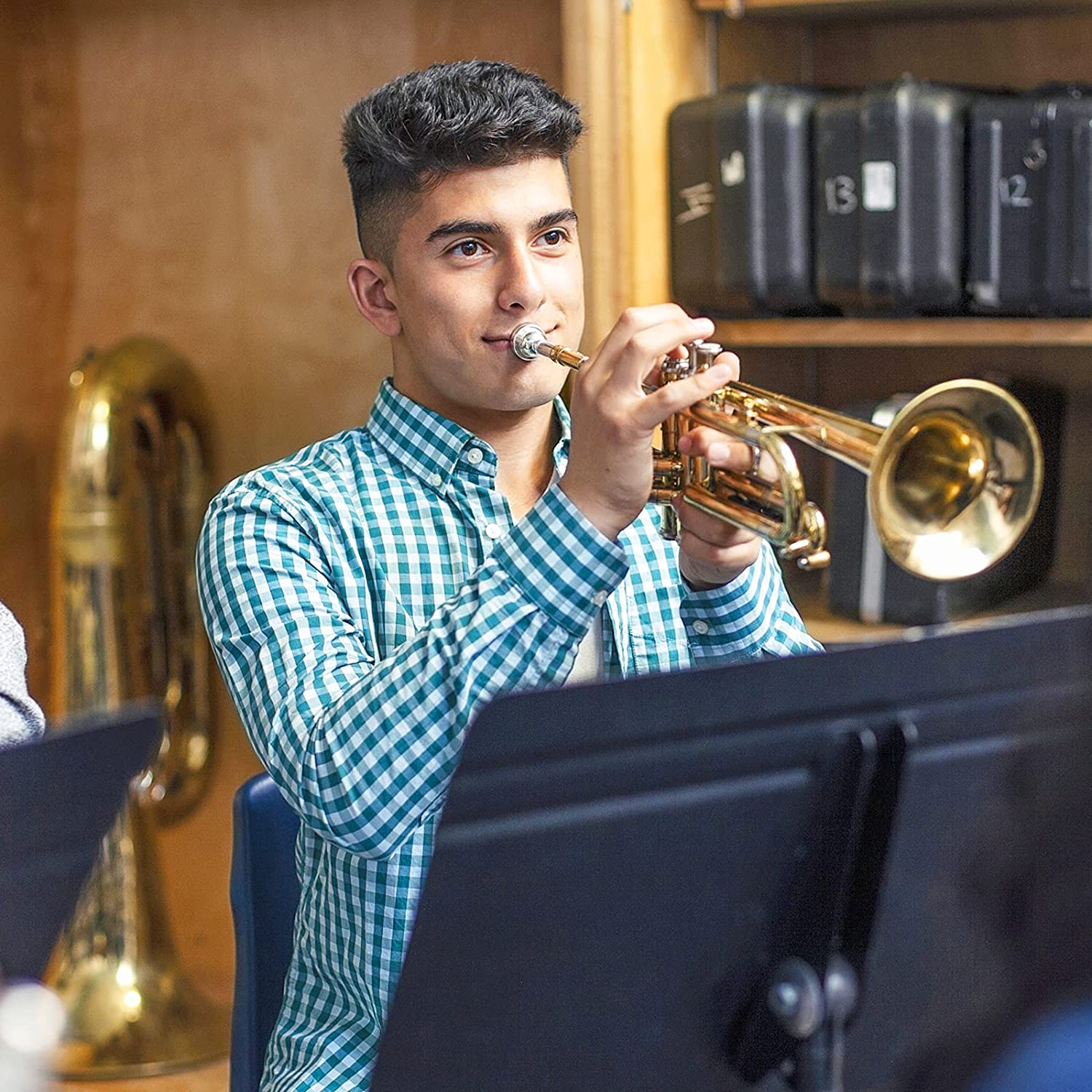 Vangoa VTB1 Standard Bb Trumpet for Beginners with Valve Oil Gold