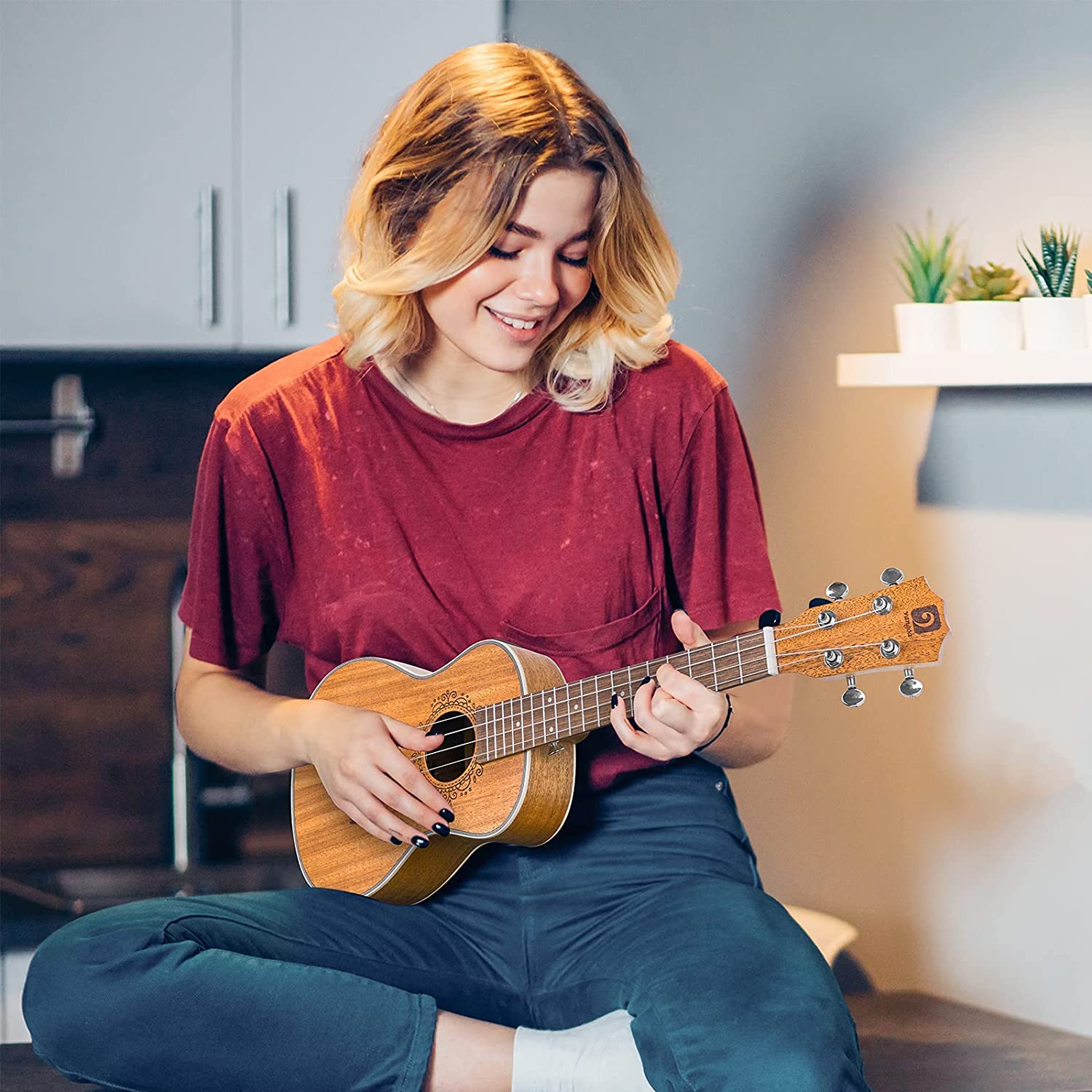 Vangoa VU406 CE Tenor Ukulele 26 inch with Equalizer Starter Kit - Vangoa